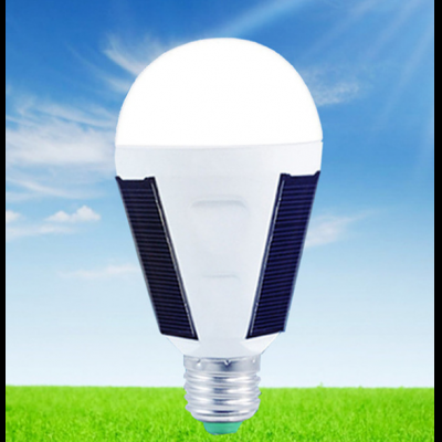 Solar LED emergency bulb